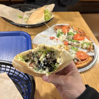 Pizzita Circle - Pizza Near Me - Chino, California