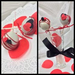 Sweet Dreams Desserts - Charleston wedding. Chocolate cake pops dipped in white chocolate. Truly the best cake pop ever!