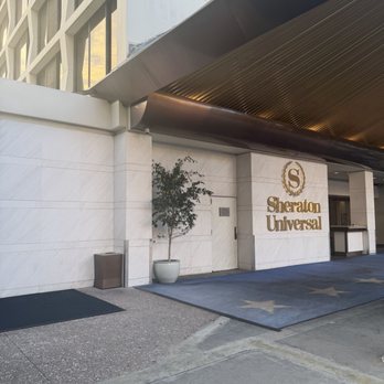 Sheraton Universal Hotel - Beautiful entryway of hotel - Hotels Near Me - Universal City, California Sheraton Universal Hotel - Beautiful entryway of hotel - Hotels Near Me - Universal City, California
