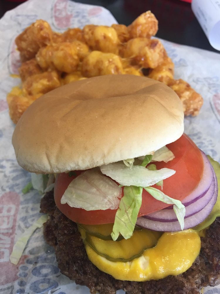 BOOMARANG DINER 15 Photos & 13 Reviews Diners 837 E Veterans