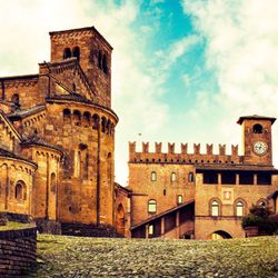 Comune di Castell'Arquato - The main square. So much beauty!