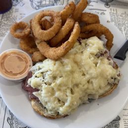 The Rueben Hot Sandwich with rings!  Delish!
