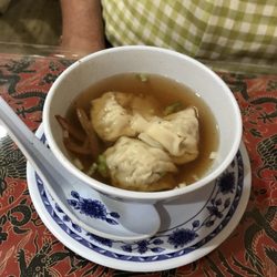 Oliver Garden Restaurant - Wonton soup