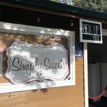 Simply Sweets - Front of the store - Desserts Near Me - Vancouver, Washington Simply Sweets - Front of the store - Desserts Near Me - Vancouver, Washington