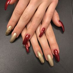 Nails by Leonora - Acrylic nails with gel polish
