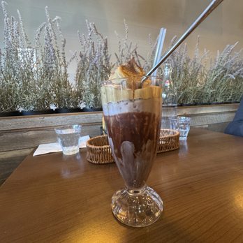 Four Chairs - Breakfast & Brunch Near Me - San Francisco, California