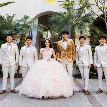 Friar Tux - Quince Suits & Tuxedos - Men's Clothing Near Me - Riverside, California