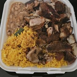 Oak Cafe and Farmers Market - Jerk pork, yellow rice and black-eye peas
