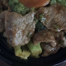 Oriental Square Restaurant - Beef and broccoli and share wire object