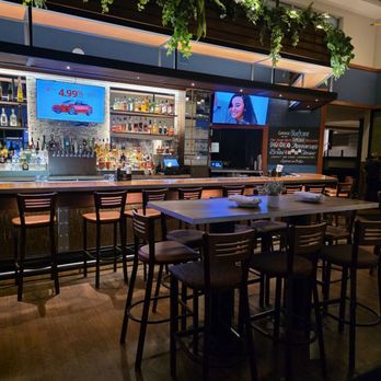 Bluestone Restaurant - American Near Me - Timonium, Maryland Bluestone Restaurant - American Near Me - Timonium, Maryland