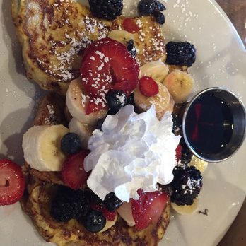 Cafe De Olla - American Near Me - Burbank, California