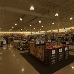 Sprouts Farmers Market - Inside