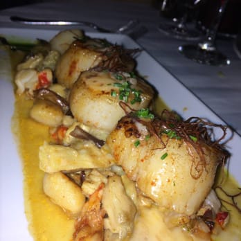 Roxy Restaurant & Bar - Scallops! Amazing!!!!!! Uh-ma-Zing!!!! - Bars Near Me - Reno, Nevada Roxy Restaurant & Bar - Scallops! Amazing!!!!!! Uh-ma-Zing!!!! - Bars Near Me - Reno, Nevada