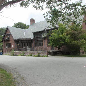 Blanding Public Library - Looks kind of like a private home - Libraries Near Me - Rehoboth, Massachusetts