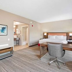 Hampton Inn & Suites Orlando-Apopka - Guest room