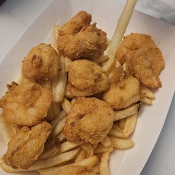 Aquabite Market & Kitchen - Fried shrimp and fries - Seafood Markets Near Me - Corpus Christi, Texas