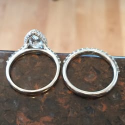 Jared - Diff view, same story, ring sized by Jared altered all the way around, not just area where supposed platinum was added to incr ring.