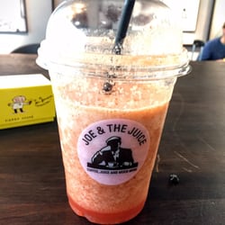 Joe & The Juice - Standsted Airport