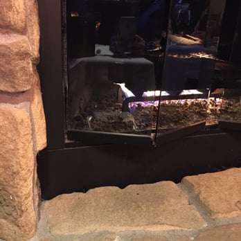 Toscanos - Cosy next to fireplace - Italian Near Me - Puyallup, Washington Toscanos - Cosy next to fireplace - Italian Near Me - Puyallup, Washington