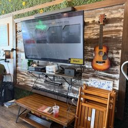 The Muddy Root - Entertainment center