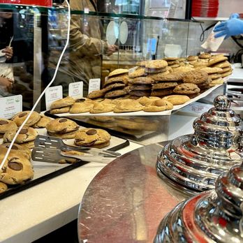 Ben's Cookies - Store front - Bakeries Near Me - London, XGL