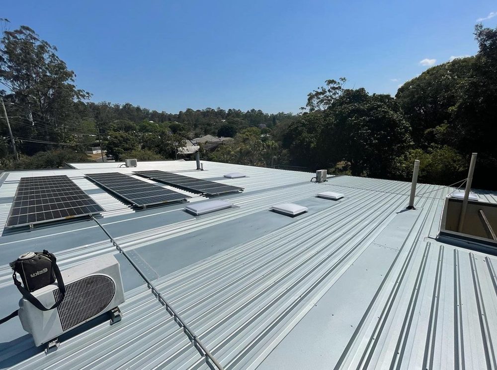 Slide of Fruitvale Roofing