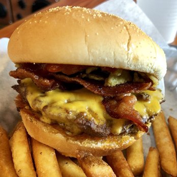Killer Burger Hazel Dell - The Bender Burger (Bacon, BBQ Sriracha, Crispy Jalapenos, and Cheddar Cheese) - Killer Burger - Burgers Near Me - Vancouver, Washington