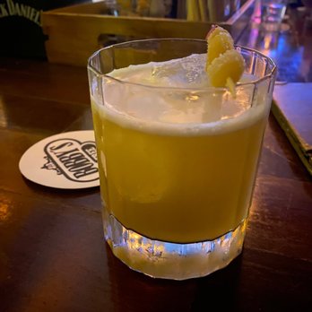 Bobby's Free - Pubs Near Me - Barcelona, B