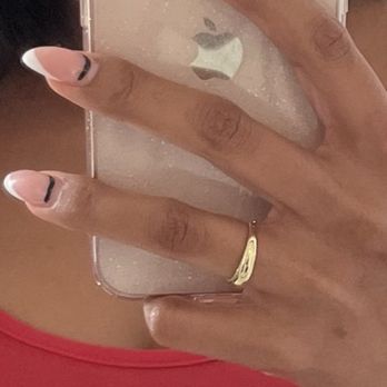 HARLEM NAIL BAR - Updated October 2025 - 47 Photos & 46 Reviews - 51 E