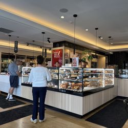 Wave Hill Breads - Inside