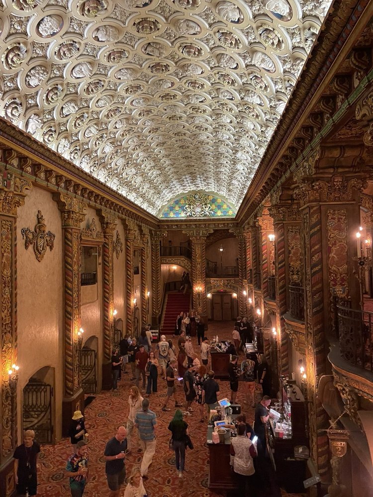 Louisville Palace Theatre - wedding in Louisville, KY