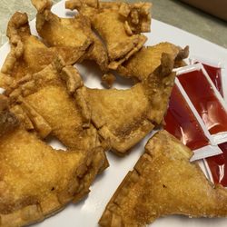 Pho 7 Vietnamese Restaurant - Cream cheese wontons