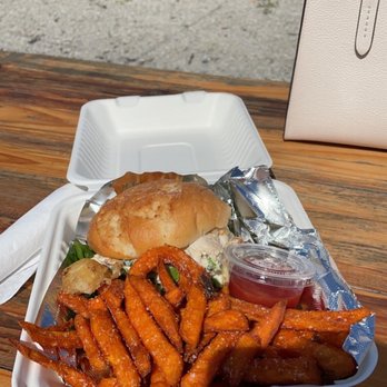 Naïve - Chicken Salad Sandwich and Sweet Potato Fries - New American Near Me - Louisville, Kentucky Naïve - Chicken Salad Sandwich and Sweet Potato Fries - New American Near Me - Louisville, Kentucky