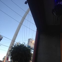 Cut 'n Edge Barbershop - There's the arch, There's the shop :-)