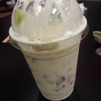 La Michoacana Premium - a drink in a plastic cup - Ice Cream & Frozen Yogurt Near Me - Plainfield, Illinois
