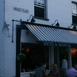 Bosphorus Meze & Mangal - This quaint storefront is home to the best Turkish food in the area.