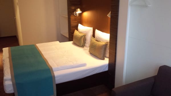 Hotel Motel One Essen by null