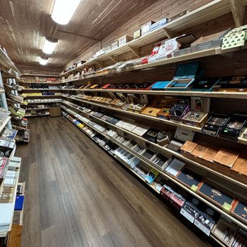 Cigars-R-US - Variety of esteemed brands such as Punch, Kentucky Fire Cured, CAO, Arturo Fuente, and many more... - Cigar Bars Near Me - Irmo, South Carolina