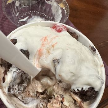 Friendly's - Forbidden Fudge Brownie Sundae - Ice Cream & Frozen Yogurt Near Me - Massapequa Park, New York Friendly's - Forbidden Fudge Brownie Sundae - Ice Cream & Frozen Yogurt Near Me - Massapequa Park, New York