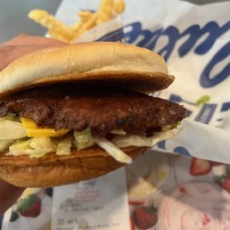 My only "beef" with this burger, is they ought to let the cheese melt! Still, it is TASTY!!!!
