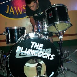 Jabber Jaws - The Plumcocks live lastnight was great! Bartender is awesome and the fresh cut fries for $2