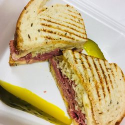 My Sausage Buddy - Corned beef Ruben on RYE