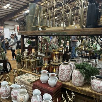 Vintage Vibe - Furniture Stores Near Me - Mansfield, Texas Vintage Vibe - Furniture Stores Near Me - Mansfield, Texas