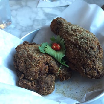 Té - Dark spiced Taiwanese fried chicken - Asian Fusion Near Me - Toronto, Ontario Té - Dark spiced Taiwanese fried chicken - Asian Fusion Near Me - Toronto, Ontario