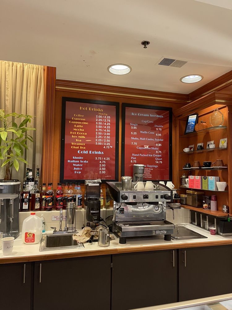 ASTORIA PASTRY SHOP 586 Photos & 437 Reviews Bakeries 541 Monroe