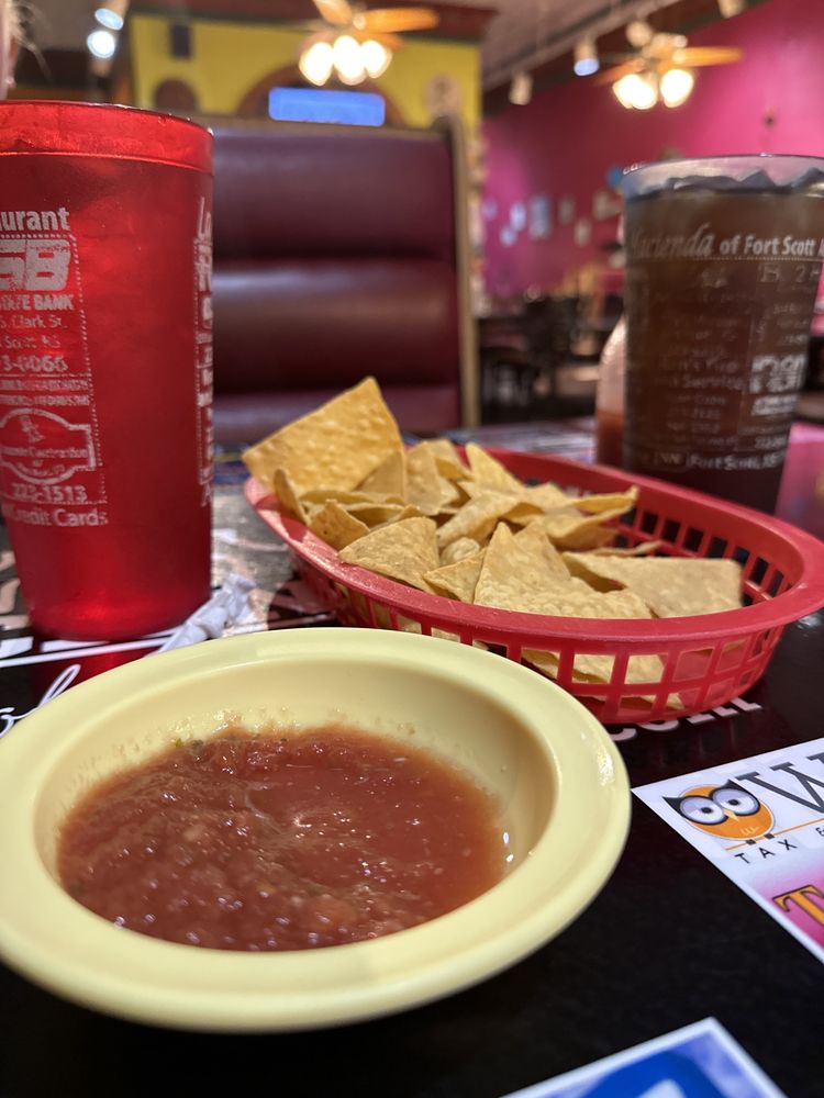 LA HACIENDA OF FORT SCOTT Updated October 2024 37 Reviews 24 N