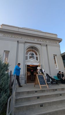 Nimble & Finn's by null