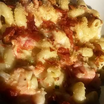 Foxhole Culinary Tavern - Lobster mac n cheesey goodness - New American Near Me - Austin, Texas Foxhole Culinary Tavern - Lobster mac n cheesey goodness - New American Near Me - Austin, Texas