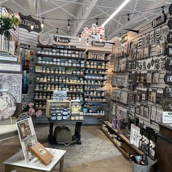 America’s Antique Mall - Antiques Near Me - Highland, Indiana America’s Antique Mall - Antiques Near Me - Highland, Indiana
