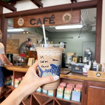 Mānoa Chocolate - Sea salt mocha latte with chocolate cream top - Chocolatiers & Shops Near Me - Kailua, Hawaii Mānoa Chocolate - Sea salt mocha latte with chocolate cream top - Chocolatiers & Shops Near Me - Kailua, Hawaii